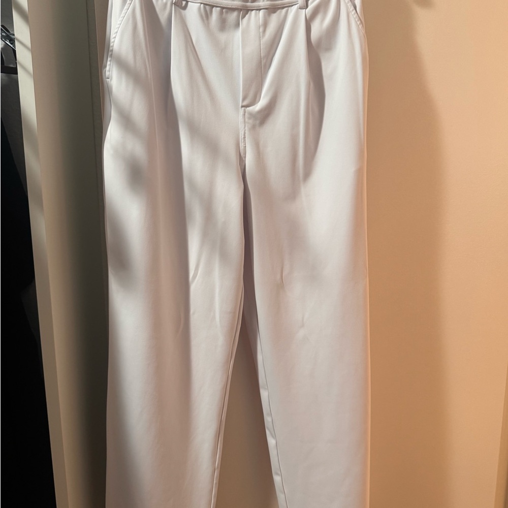 HALARA Classic White Garment